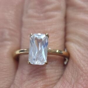 Elegant Gold and Silver Women's Ring‎